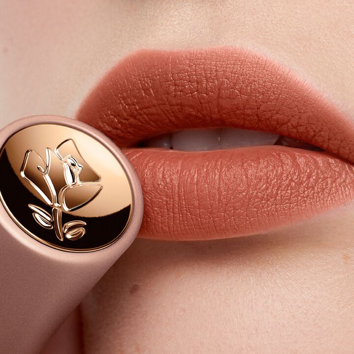 L’ABSOLU ROUGE INTIMATTE