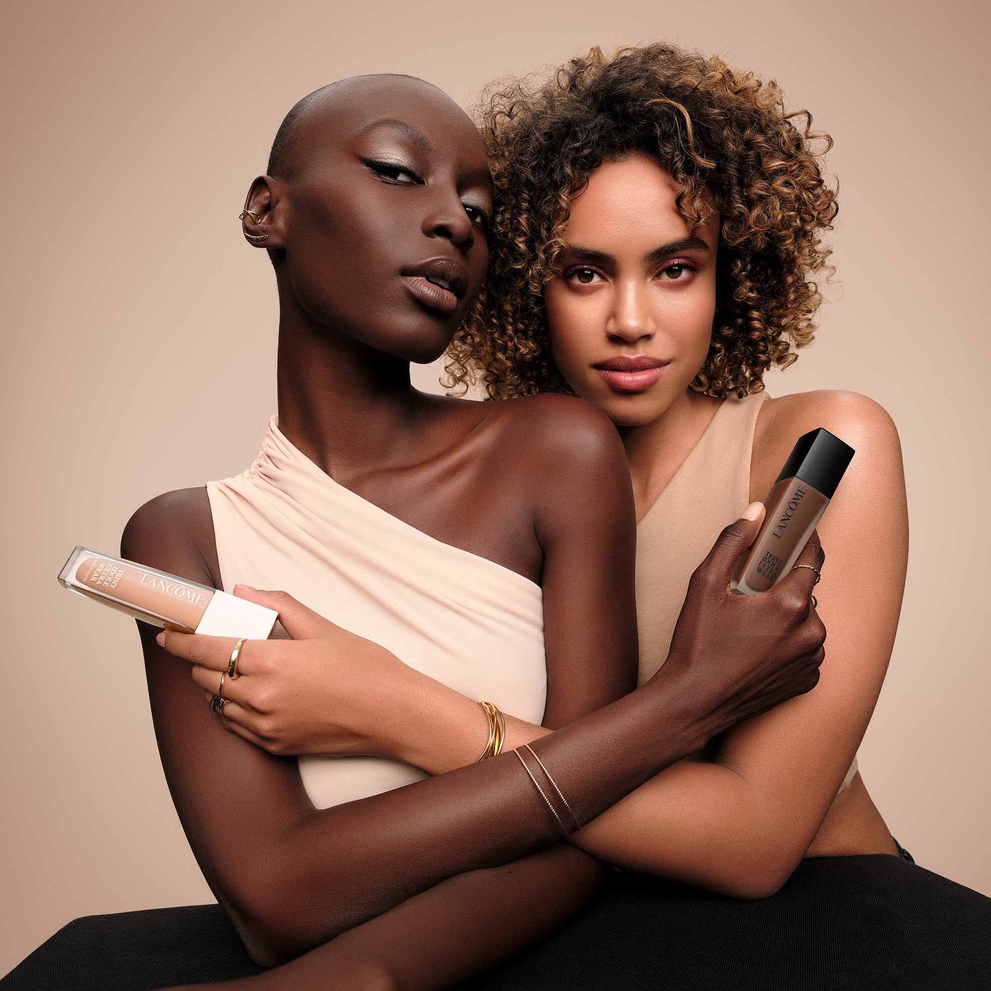 TEINT IDOLE ULTRA WEAR CARE & GLOW