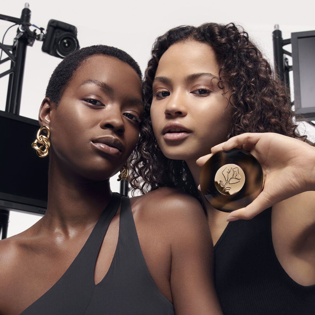 TEINT IDOLE ULTRA WEAR C.E SKIN TRANSFORMING HIGHLIGHTER