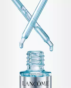 zoom sur un serum Lancome a titre d’illustration
