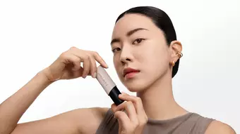 Visuels de beaute pour fonds de teint Lancome