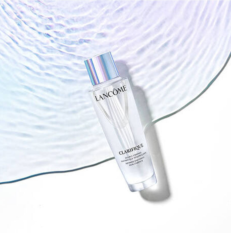 ET SI LA SCIENCE DES ENZYMES ETAIT LA CLE DU FUTUR POUR UNE PEAU LUMINEUSE ET PARFAITE ?