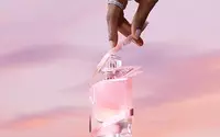 La Vie Est Belle en cadeau