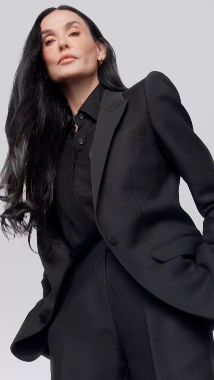 Un lieu provisoire de la video avec Demi Moore