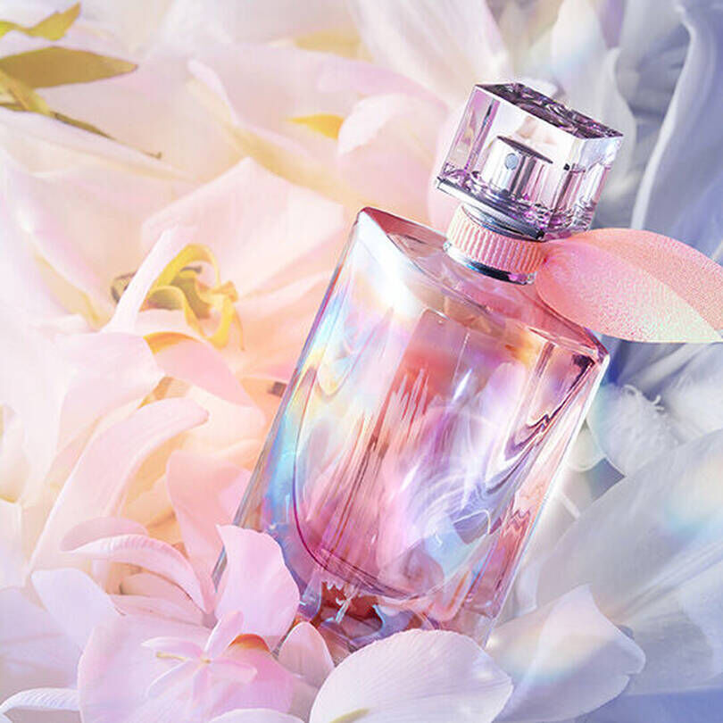 DEVENEZ LA LUMIERE DU MONDE AVEC LE PARFUM LA VIE EST BELLE CRISTAL SOLEIL DE LANCOME
