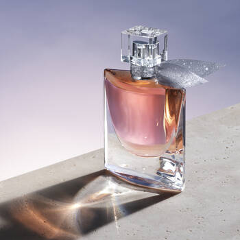 LE PARFUM ICONIQUE DU BONHEUR | Lancome