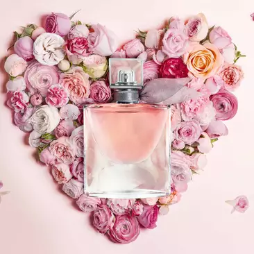 LE SECRET DE L'ALLURE A LA FRANCAISE ? AVOIR LE BON PARFUM