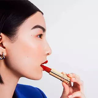 APPLIQUER PARFAITEMENT SON ROUGE A LEVRES : NOS CONSEILS DE PRO