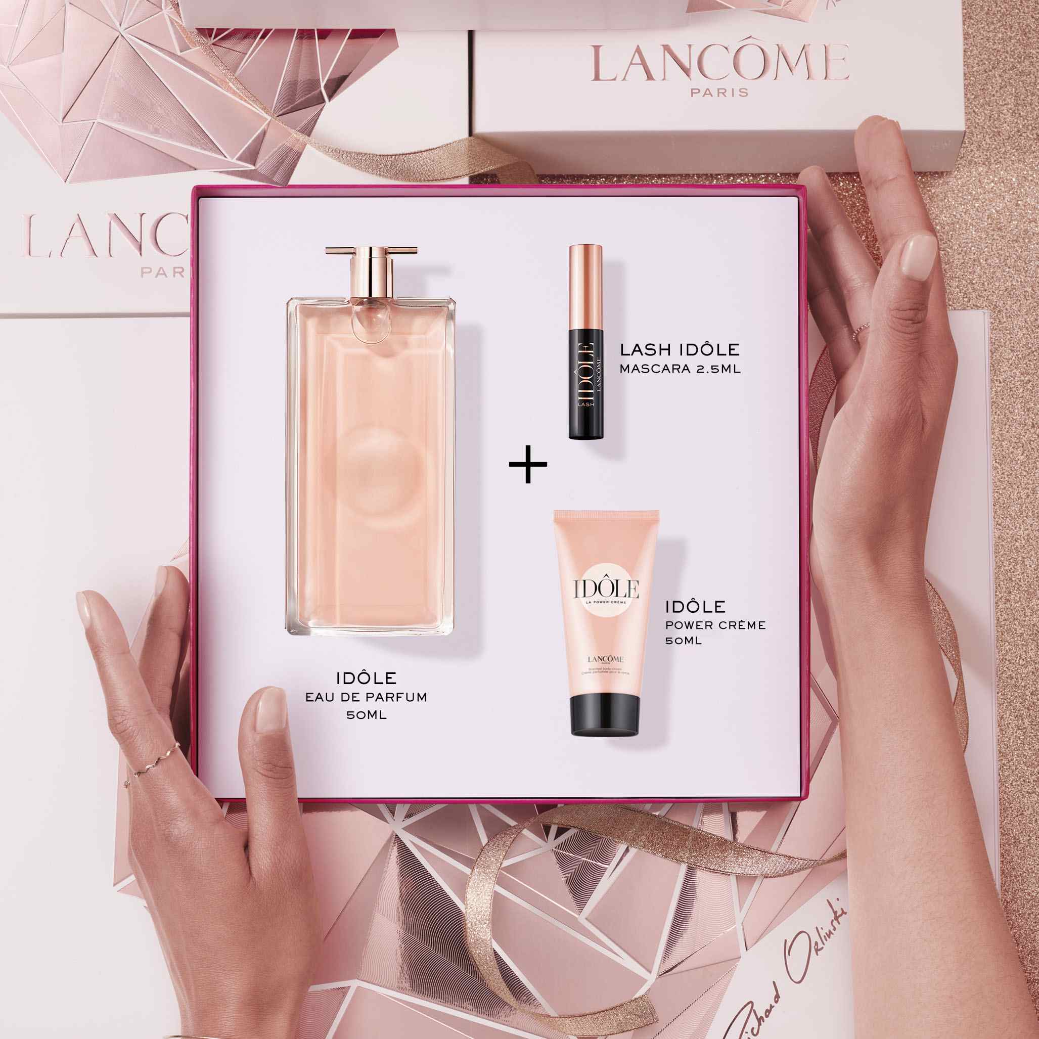 Découvrez le coffret Eau de parfum Idôle en édition limitée de Noël