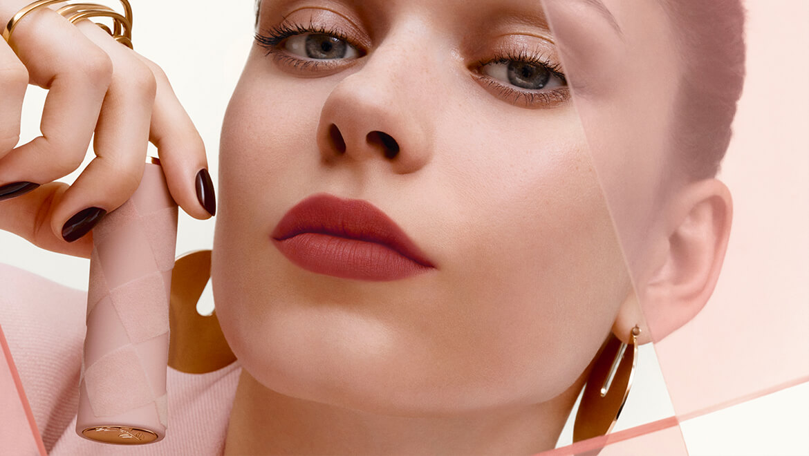 L’ABSOLU ROUGE INTIMATTE – COLLECTION ST VALENTIN EDITION LIMITEE
